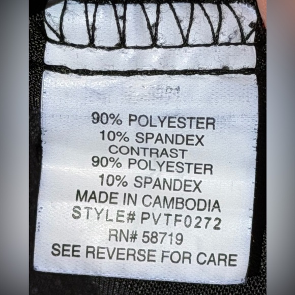 Notations Black and Red Sparkly top Size PM - Picture 11 of 16